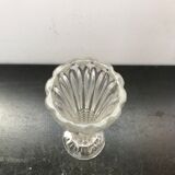 Vase sur pied verre moulé vintage
