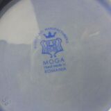 Old small basket in openwork porcelain, Moga Romania 86