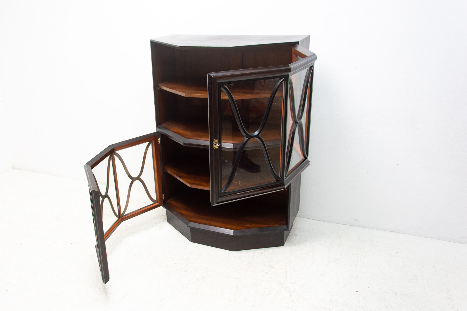 Art Nouveau storey bookcase, Austria-Hungary, 1910