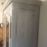 Lorraine wardrobe