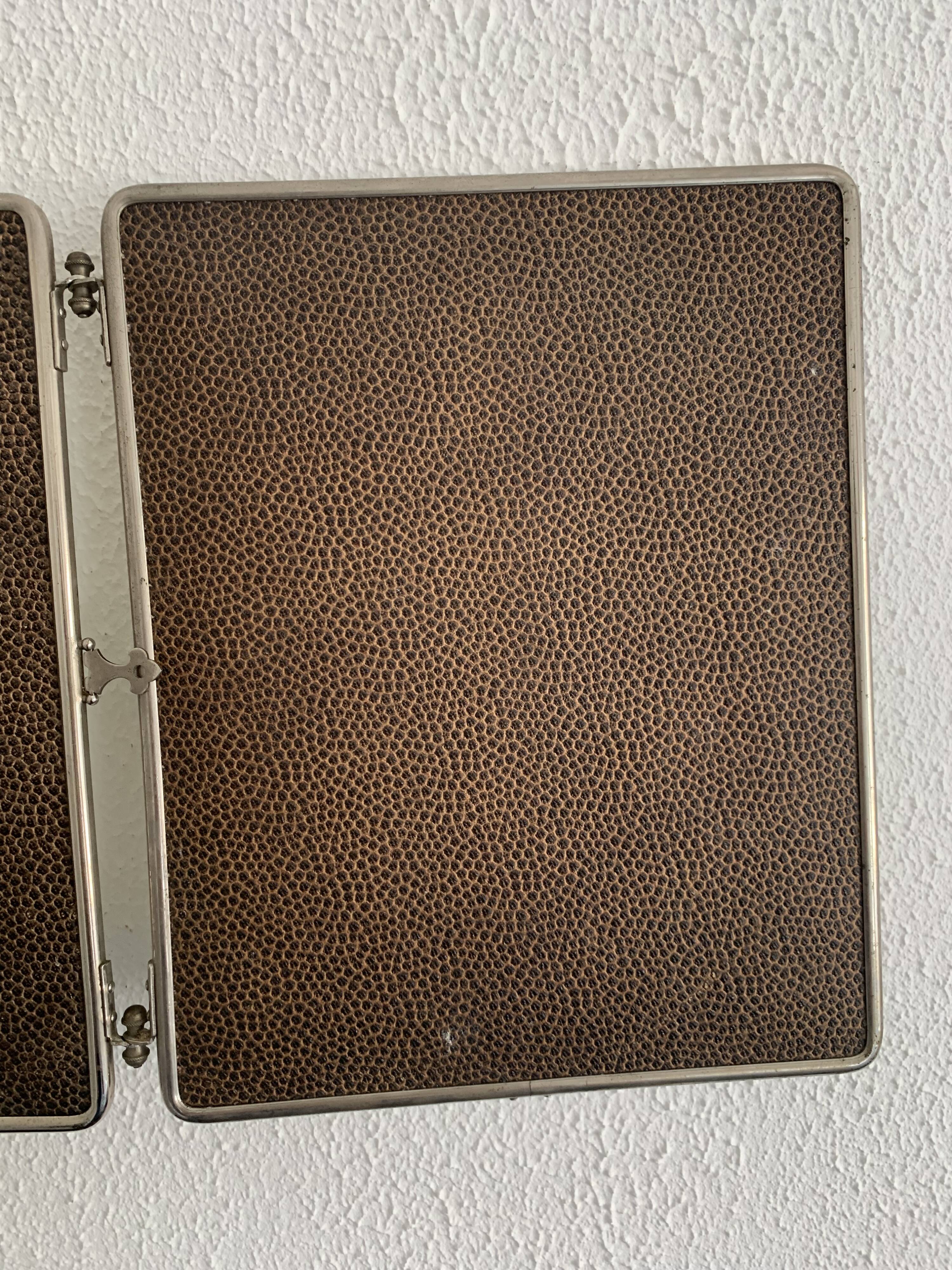 Vintage 1930s triptych barber mirror in brown imitation shagreen - 30 x 77 cm