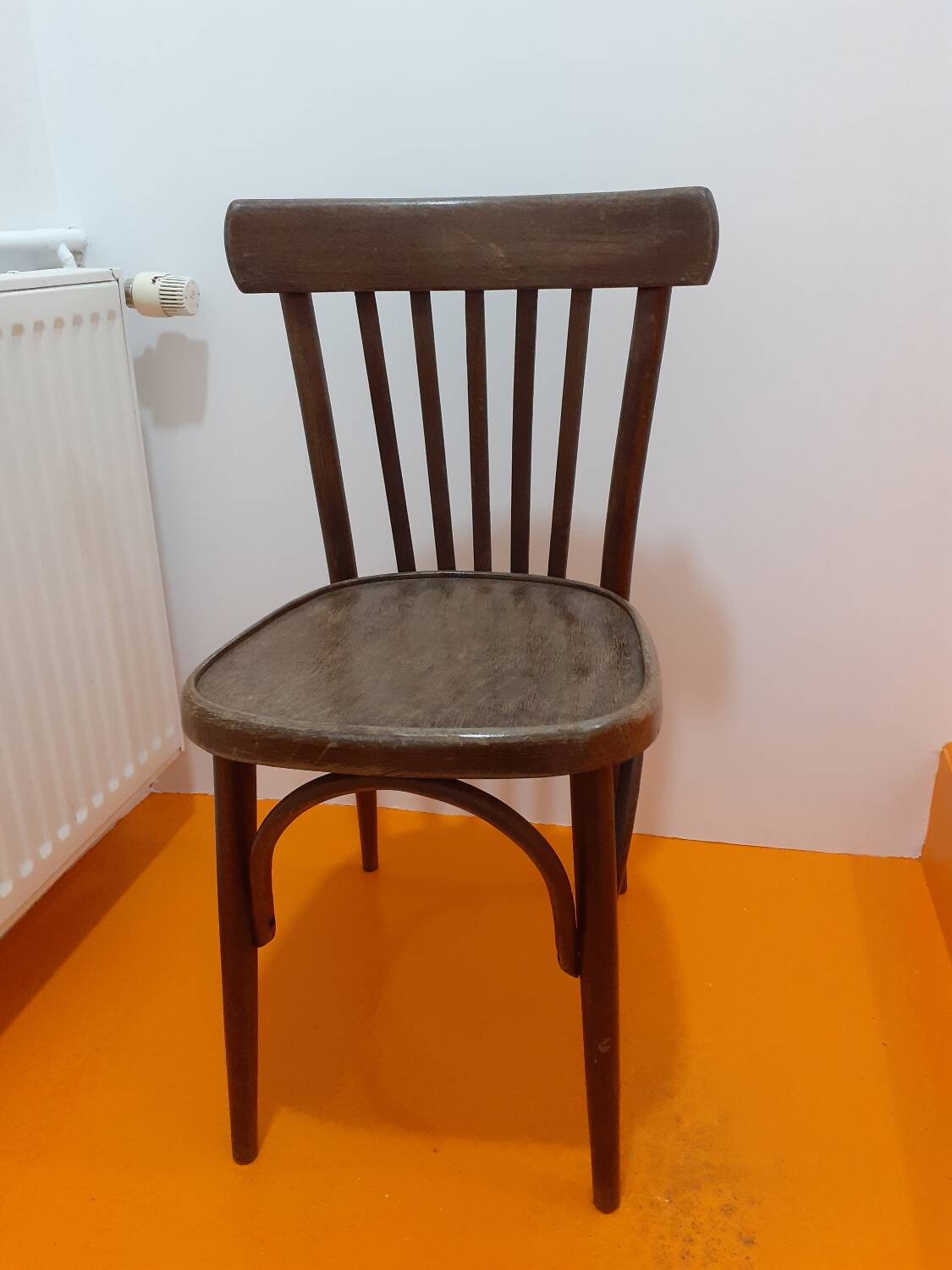Bistro chair