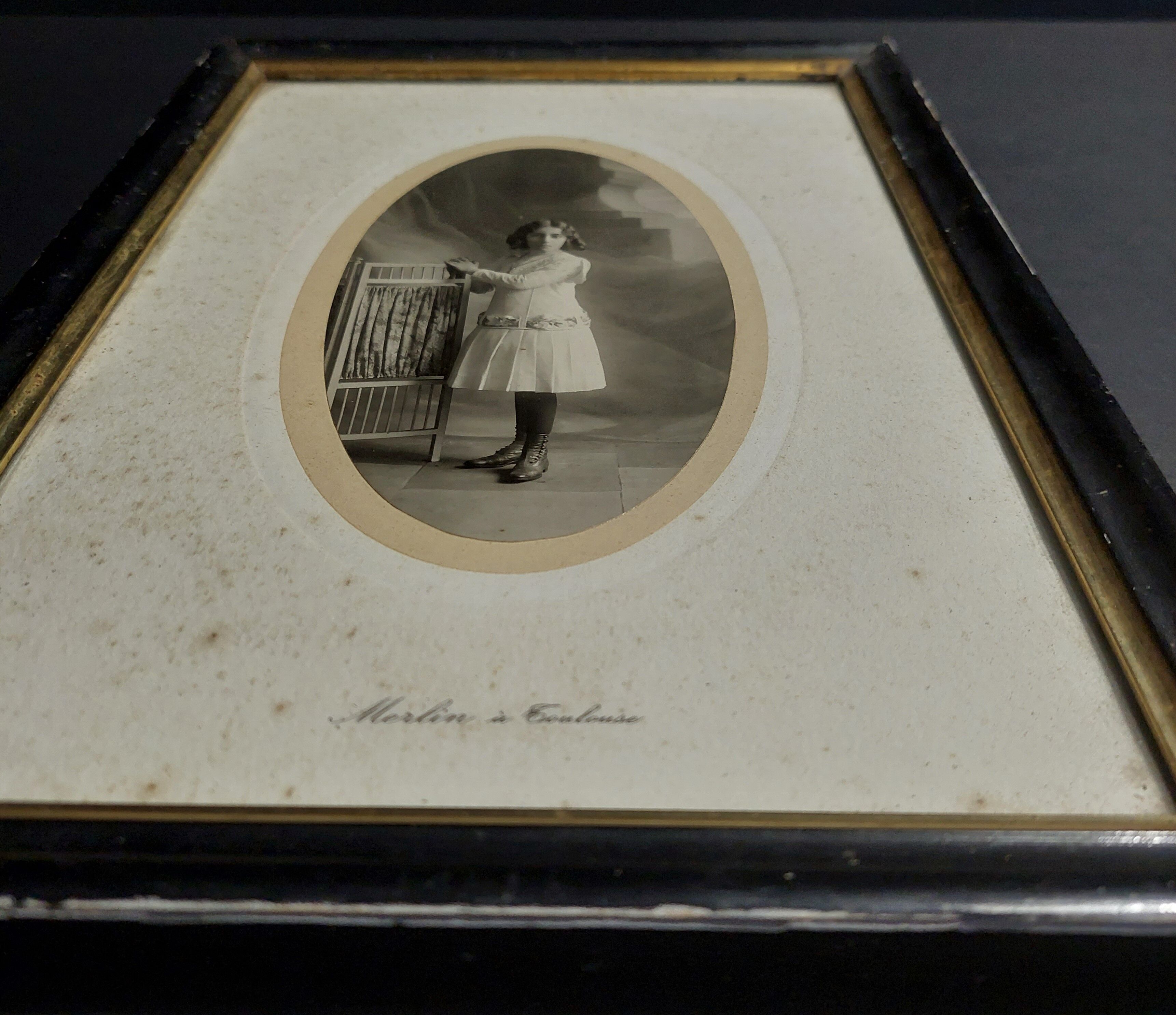 Old framed photo girl frame Napoleon III