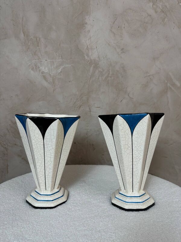 Paire de vases Longwy