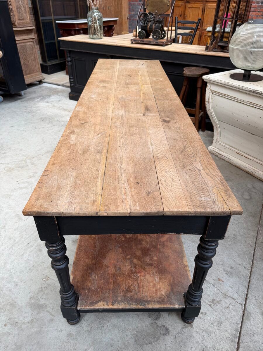 Draper's table early 20th century