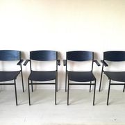 4 fauteuils empilables minimalistes en métal bleu et contreplaqué par Gijs van der Sluis