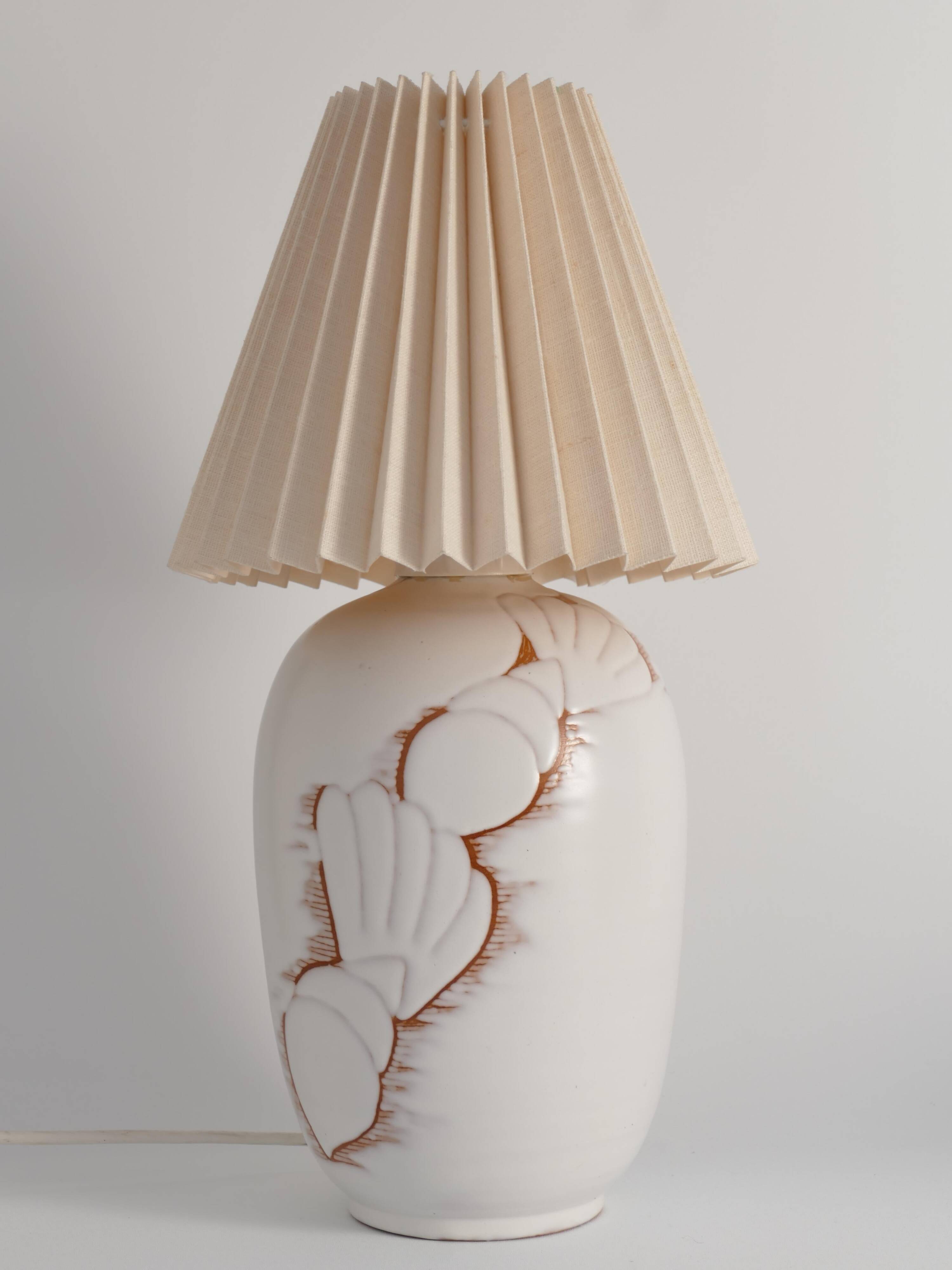 Art Deco White Seashell Motif Table lamp By Anna Lisa Thomson, Upsala Ekeby