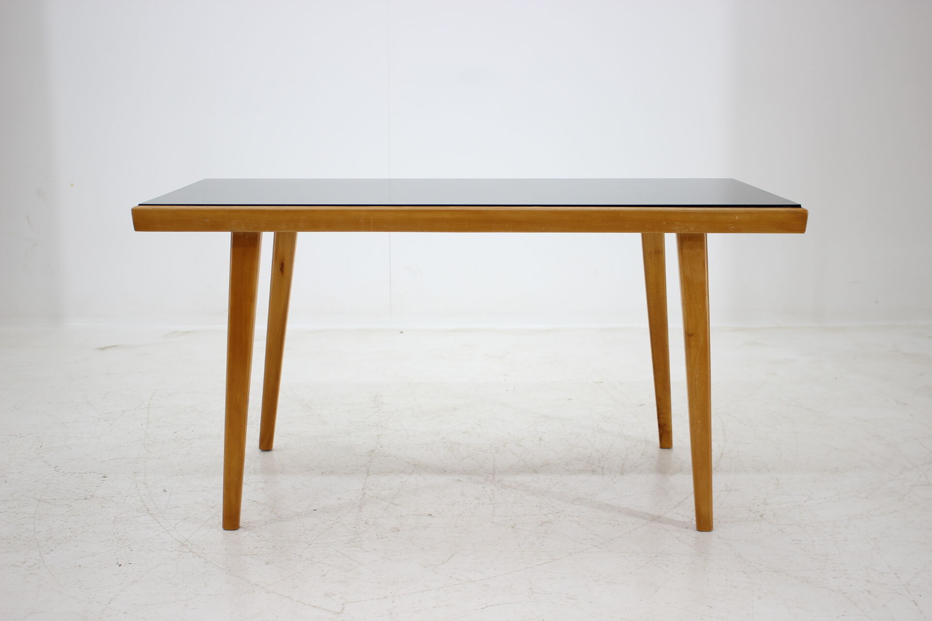Mid-century coffee table/Drukov. 1970