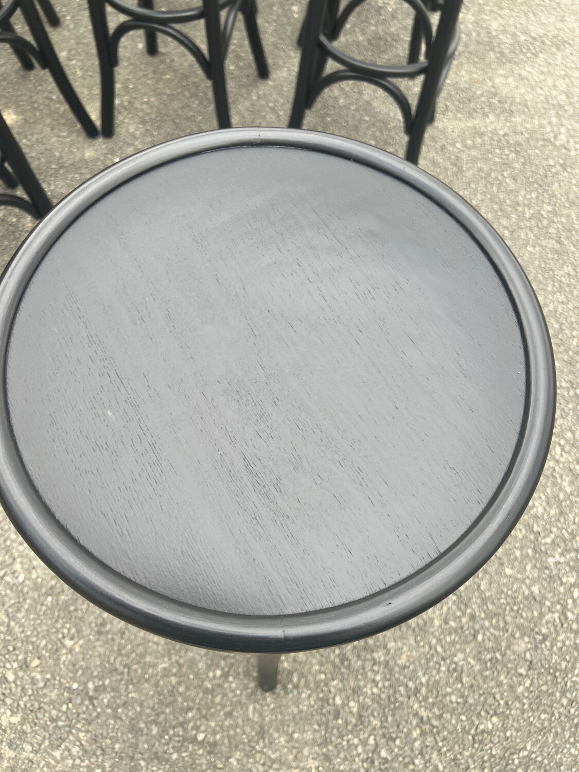 Set of 18 bar stools