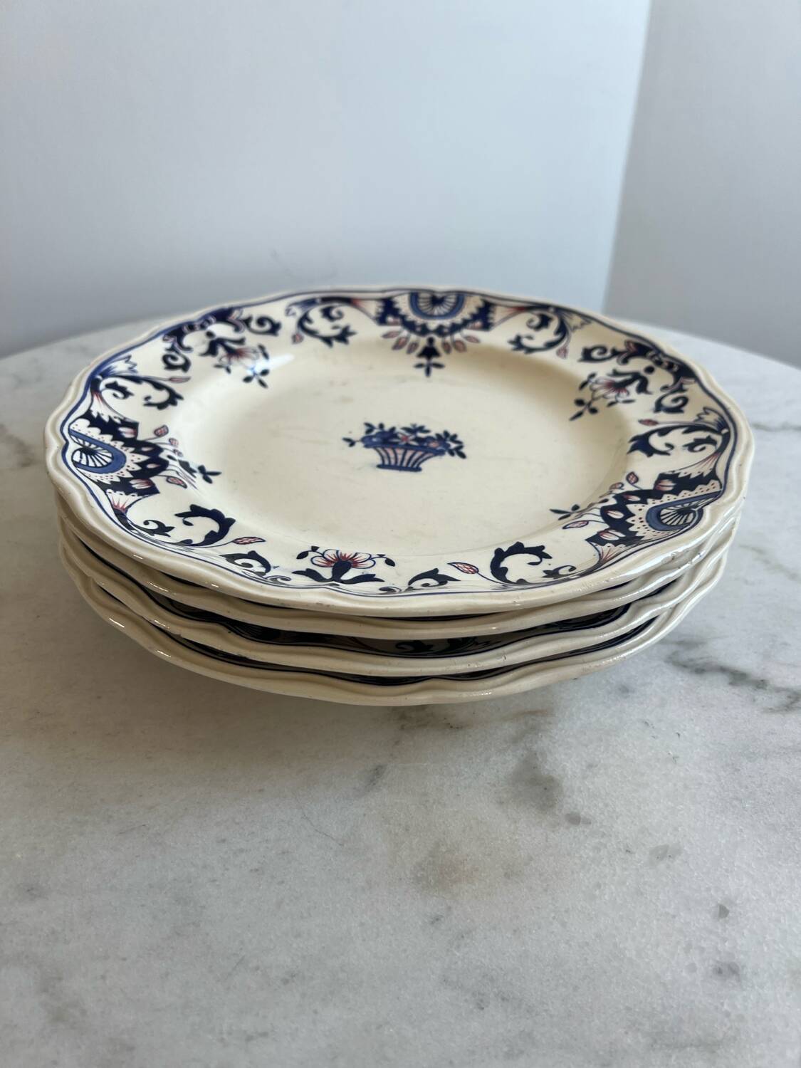 Longchamp France dinner plates, Rouennais model