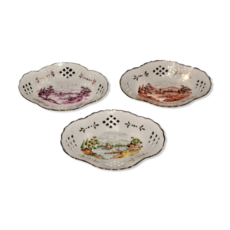 Trois coupes en porcelaine  peint à la  main et signé