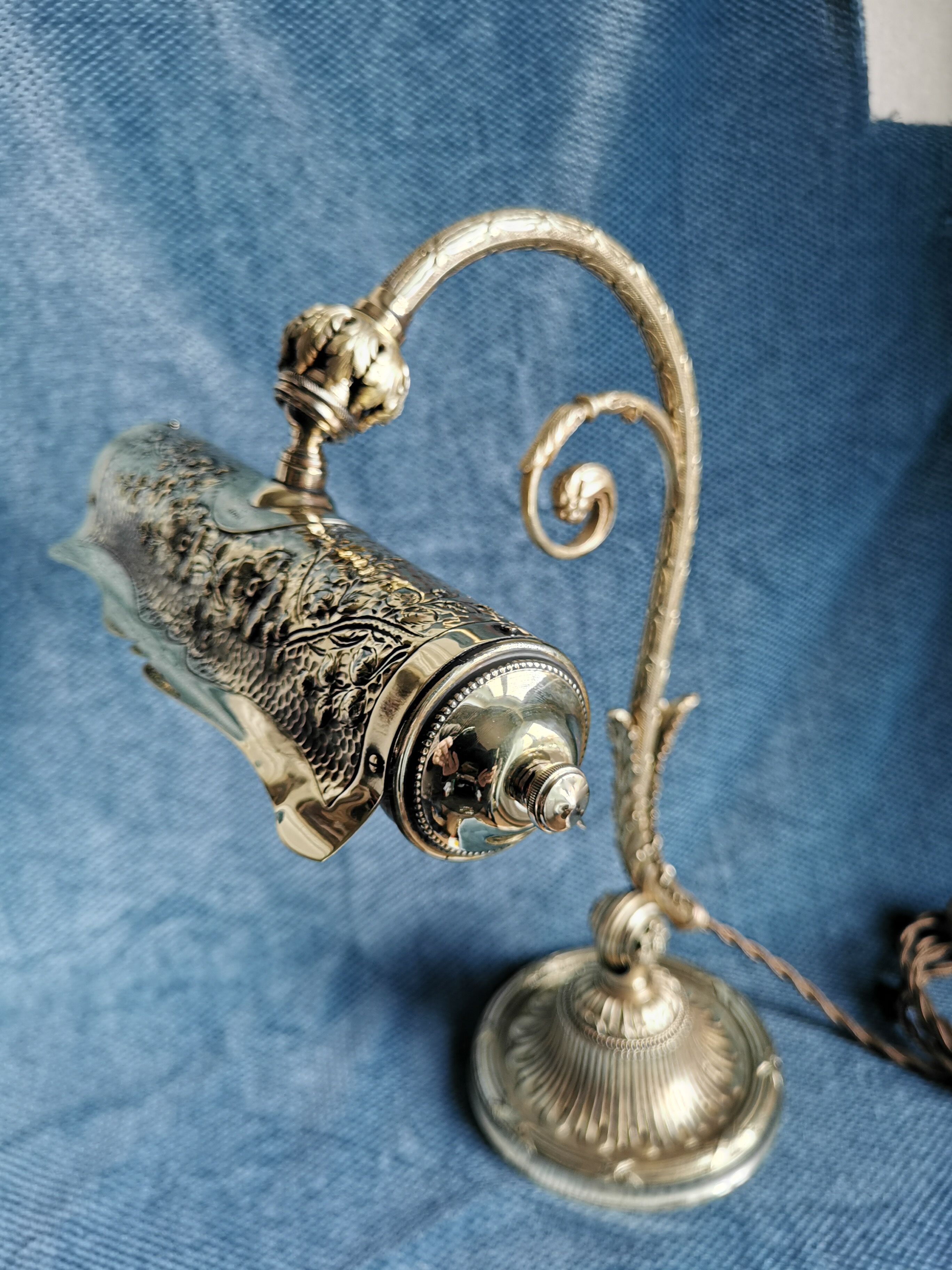 Piano lamp or atmosphere in bronze, early twentieth century era