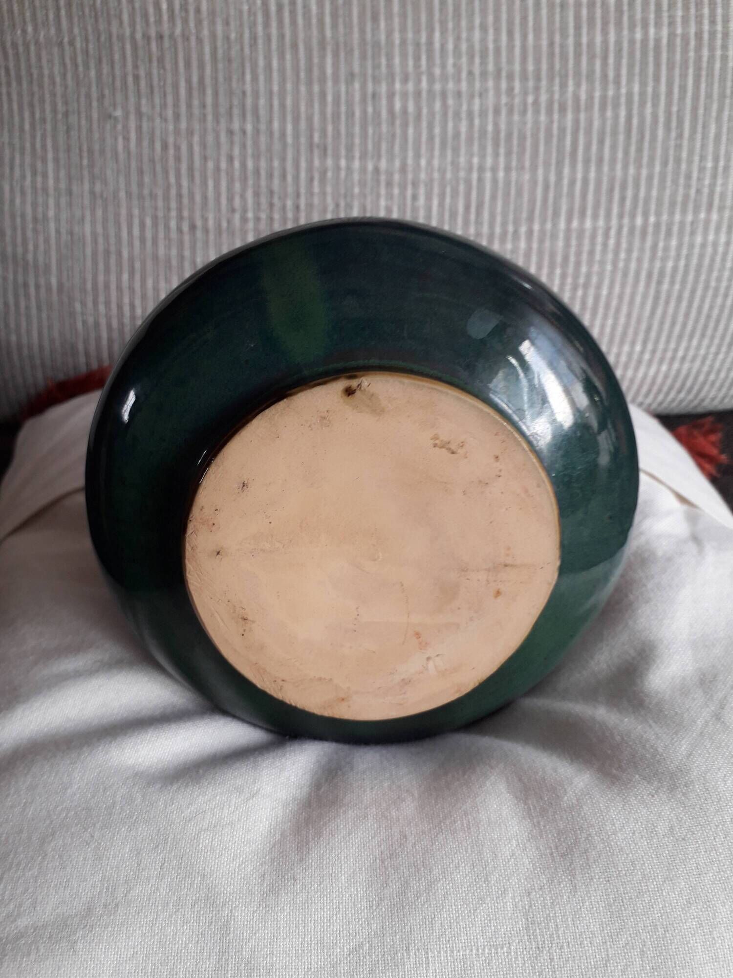 Vintage ceramic vase with a very original design.