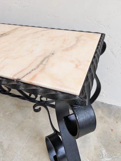 Coffee table in marble and wrought iron, Mediterranean spirit.