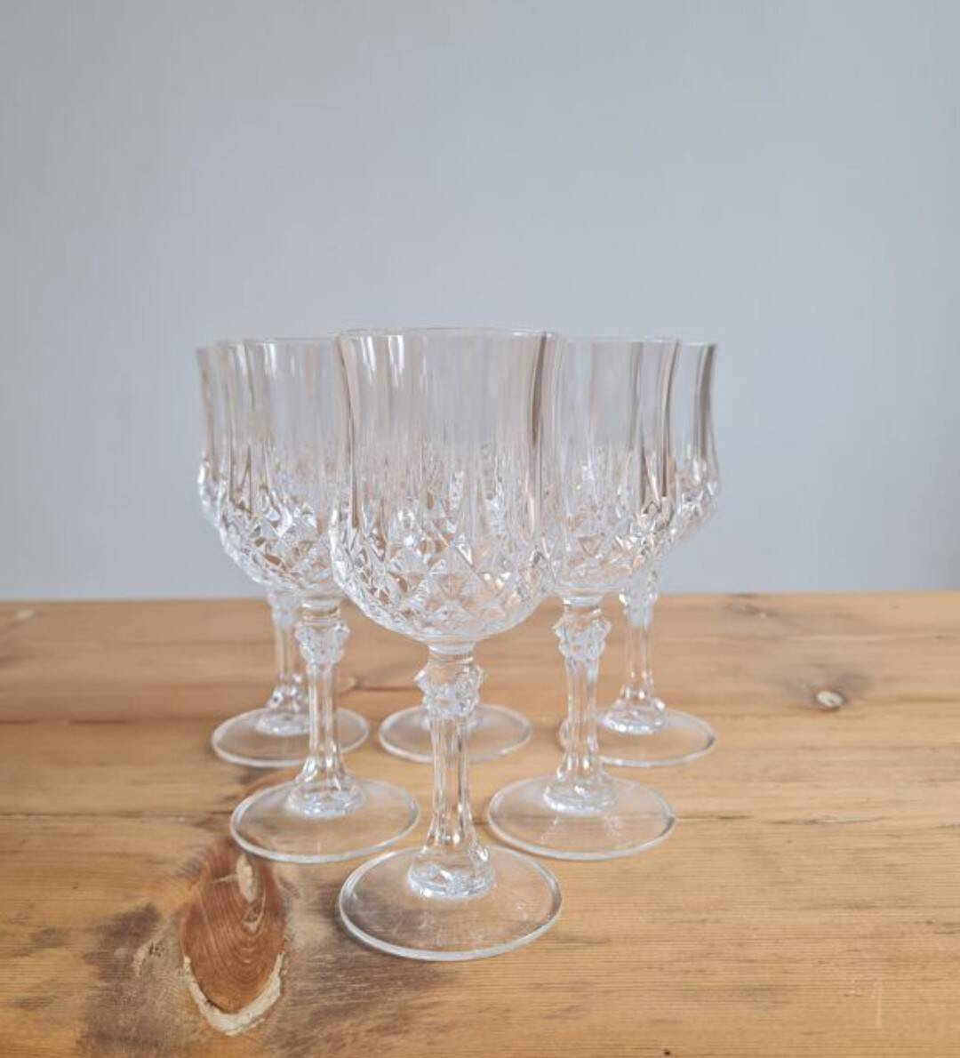 Service of 6 crystal wine glasses