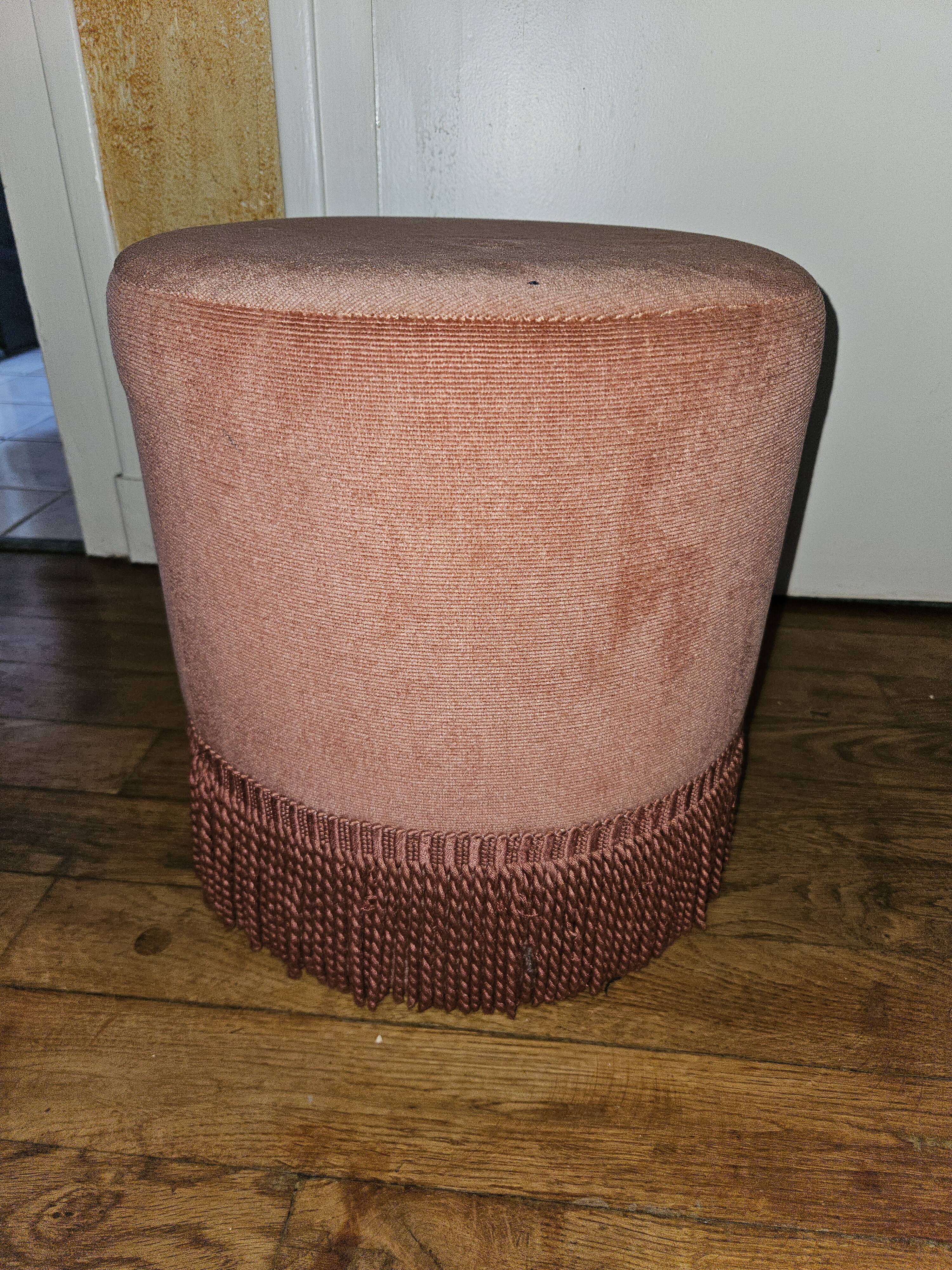 Pink velvet pouf