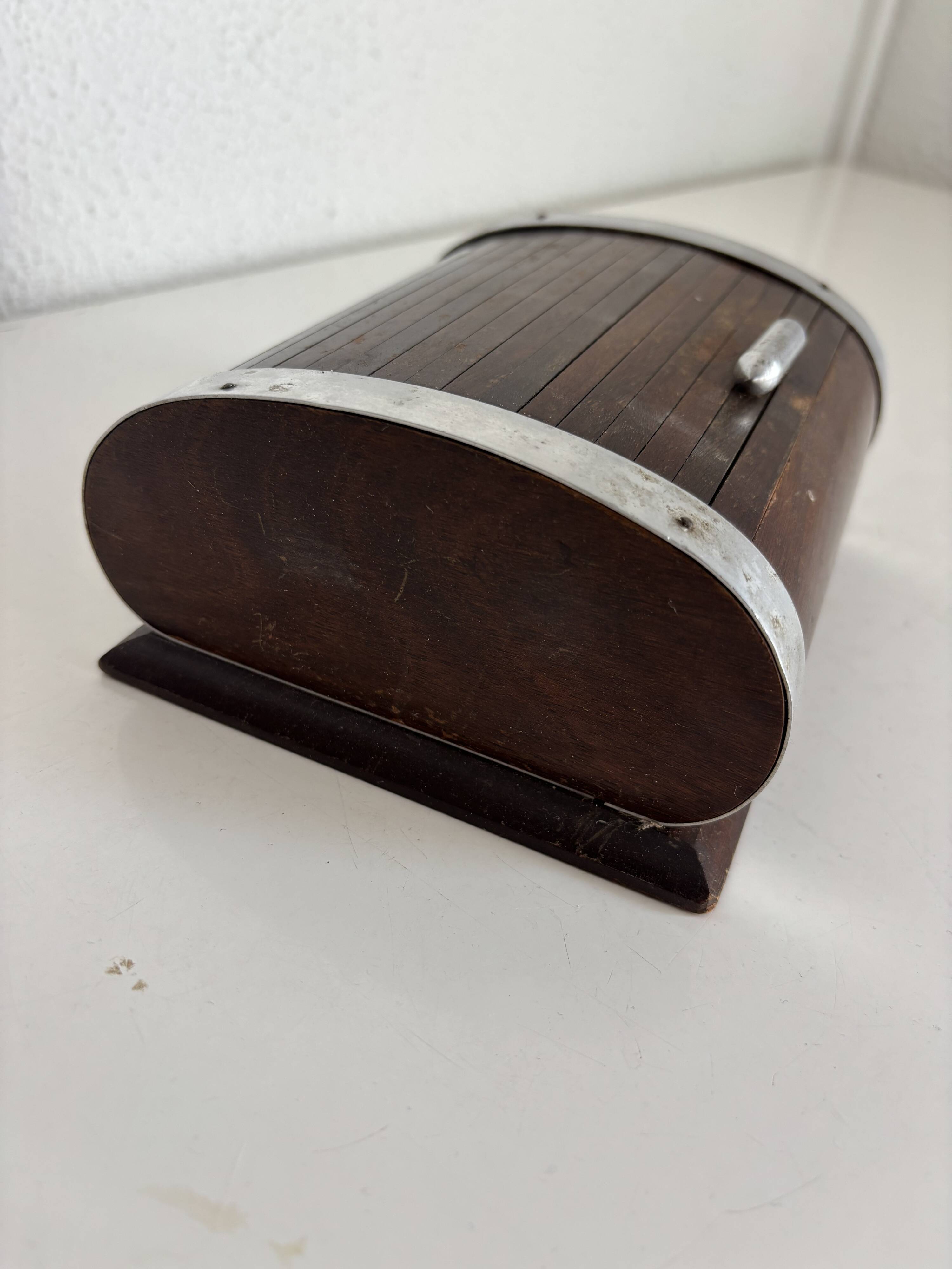Vintage 1960 cigarette holder, wooden and gold metal dispenser - 16 x 13 cm