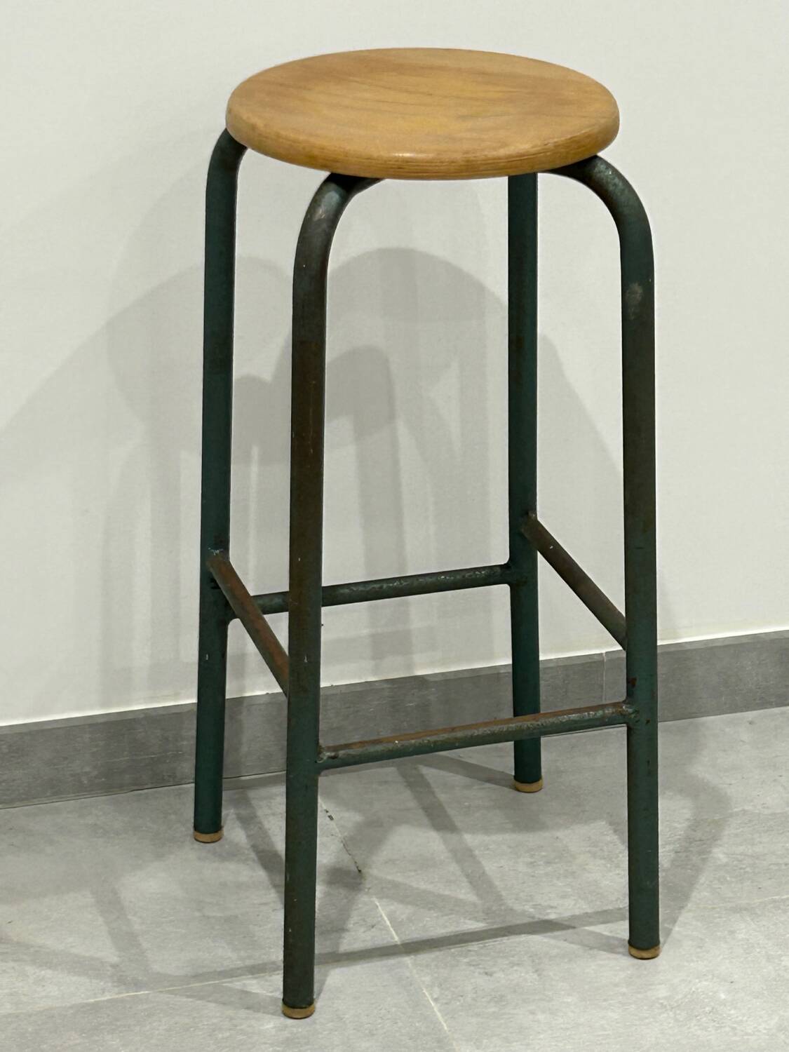 Industrial high stool in wood and iron