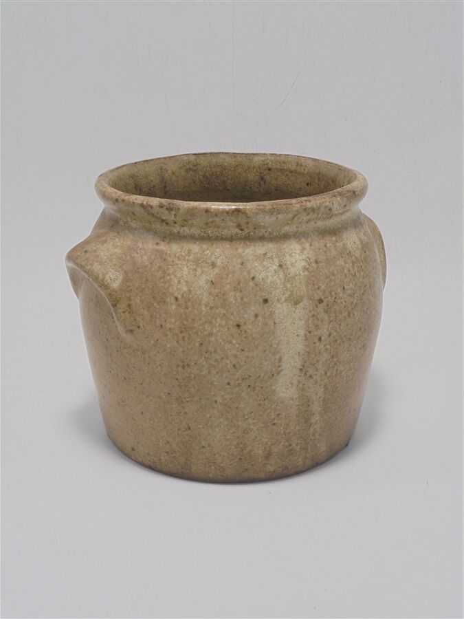 Pot en grès