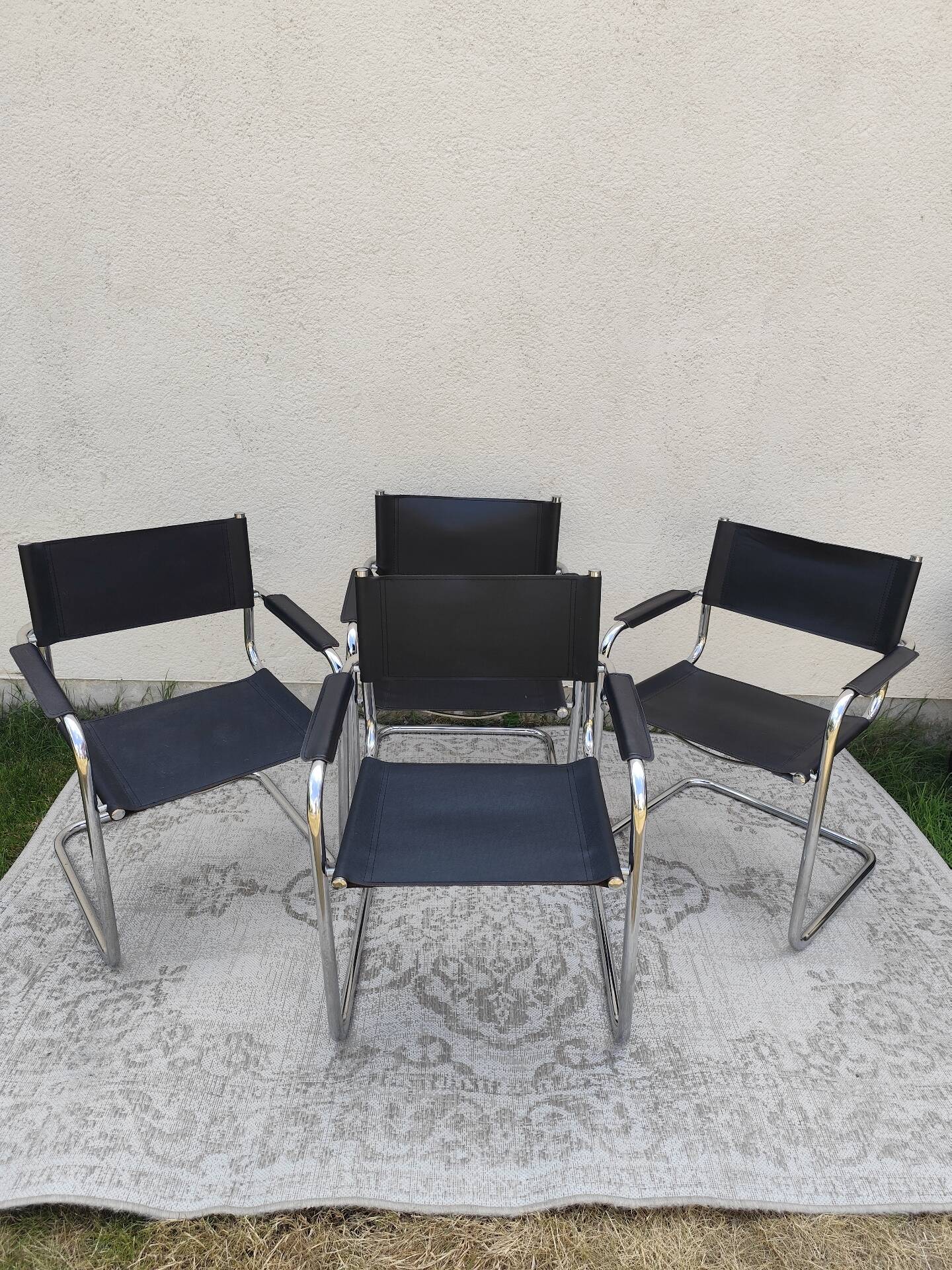Set of 4 chrome tubular chairs