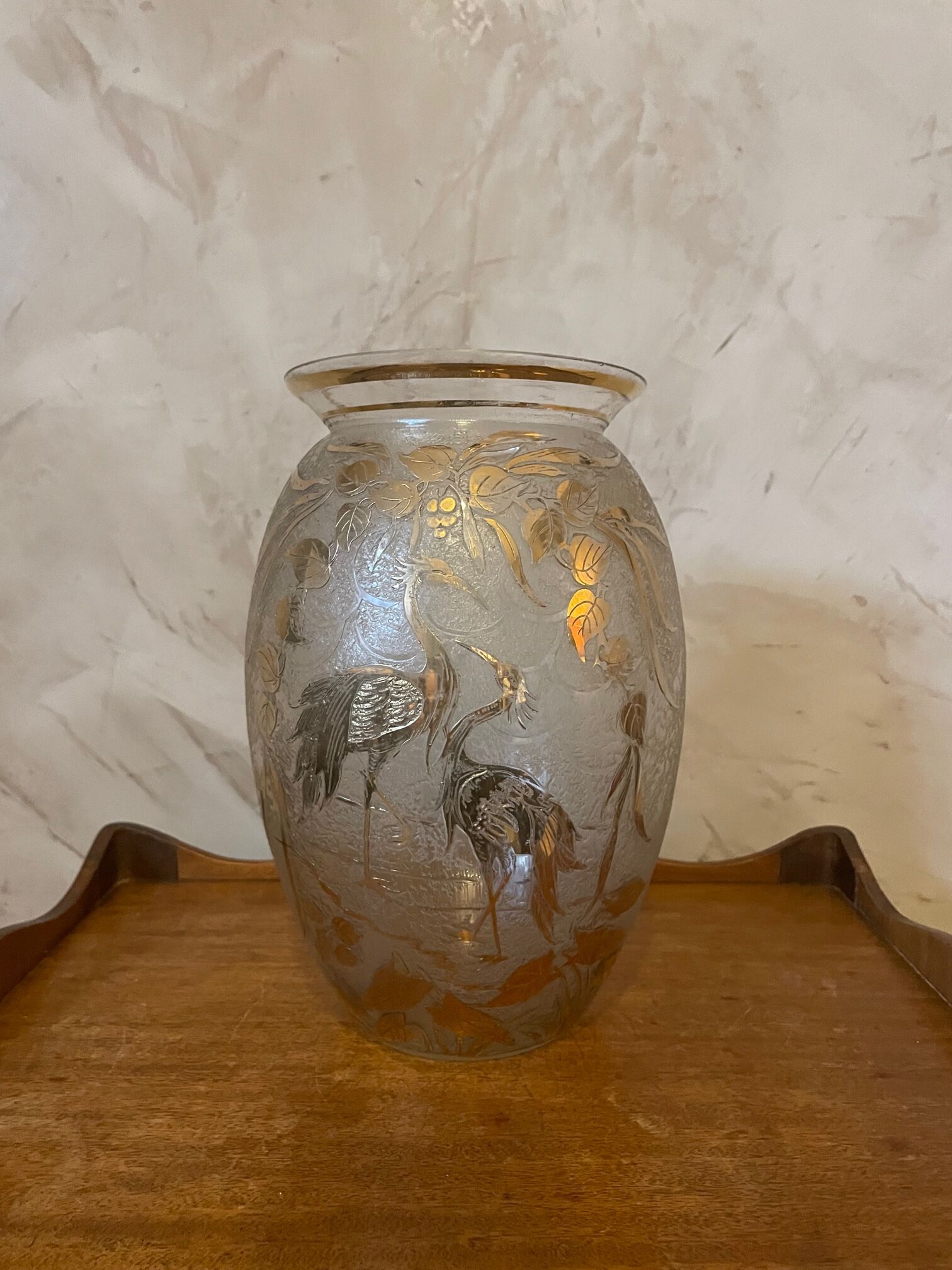 Vase decorated with birds