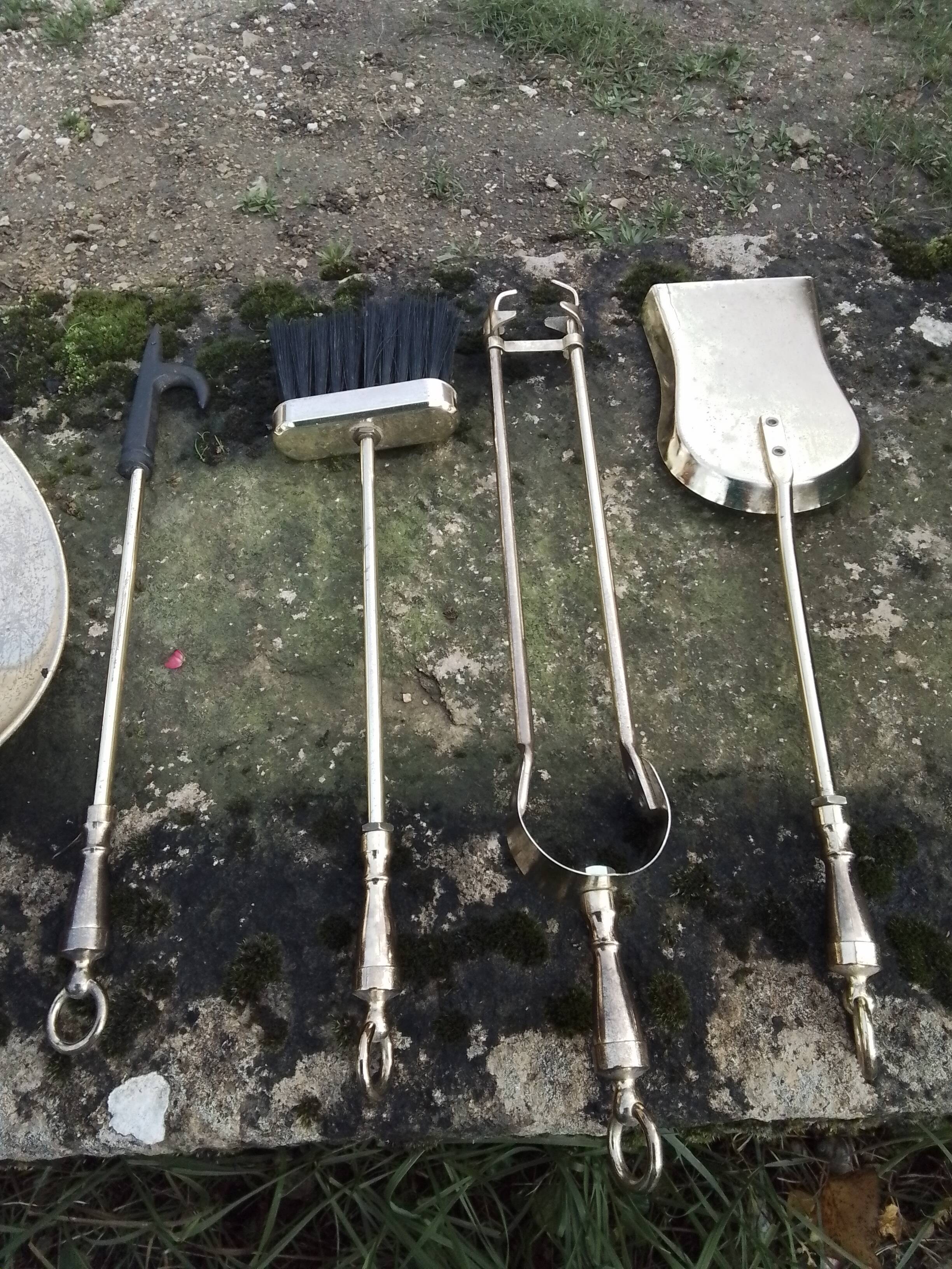 Fireplace servant and log basket set all in gilded brass
