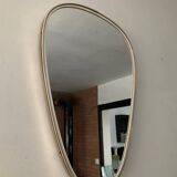 Asymmetrical free-form mirror from the 60s-70s