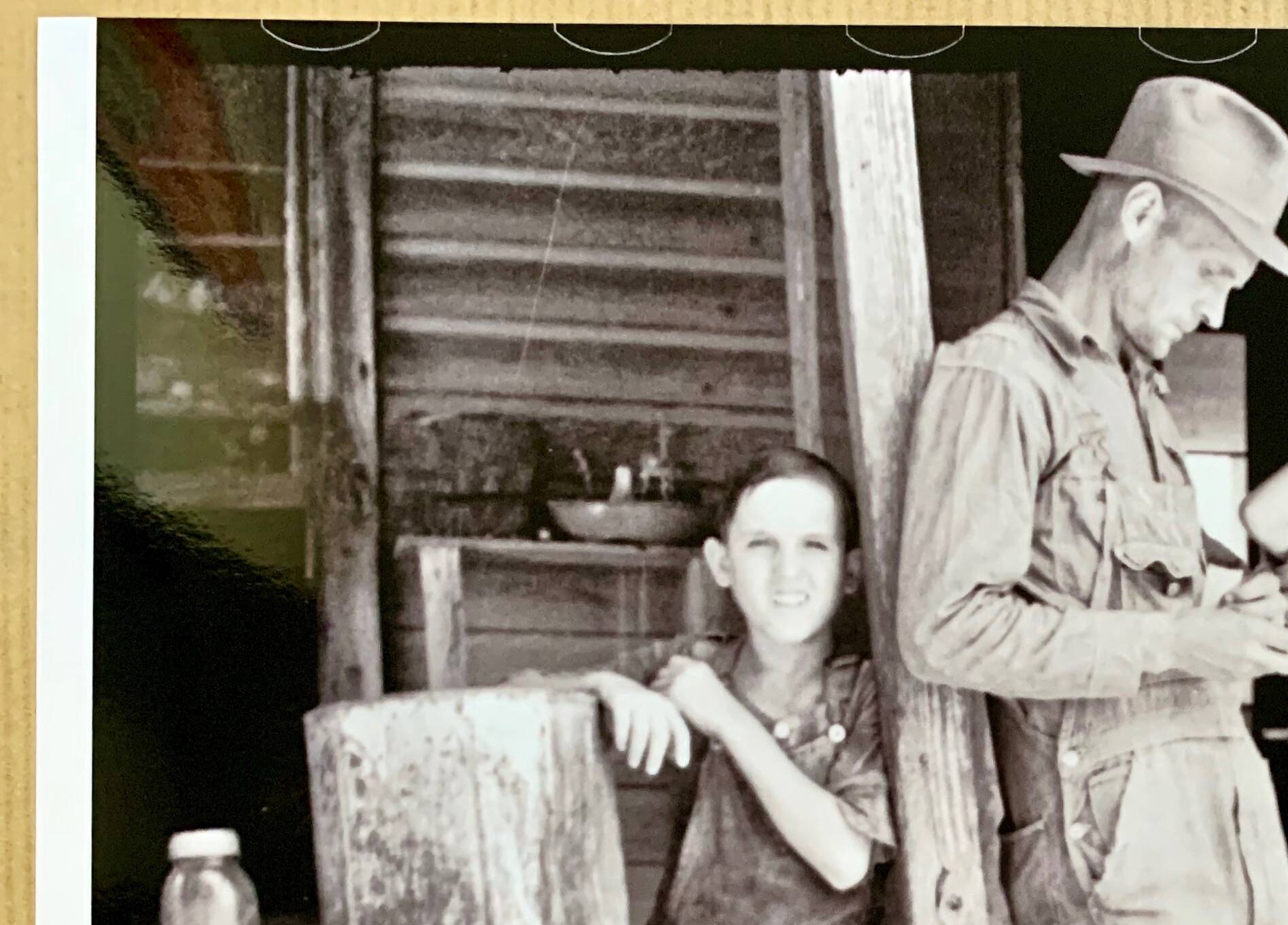 📸 Fine Art Photograph by Walker Evans – Sharecropper Children, Alabama (1936)