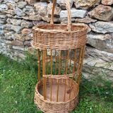 Vintage wicker aperitif basket