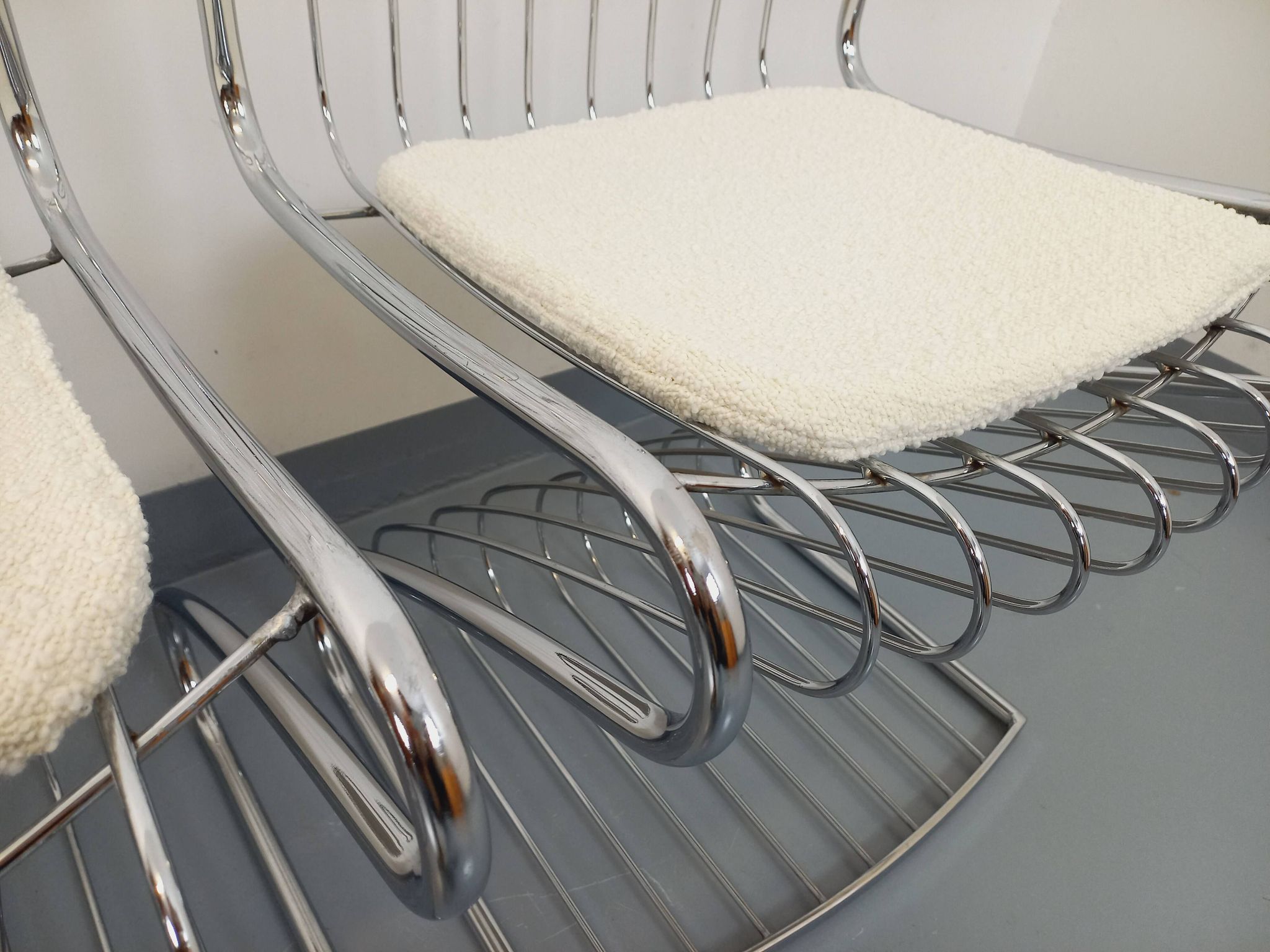 Set of 4 vintage Italian chairs by Gastone Rinaldi in chrome metal.