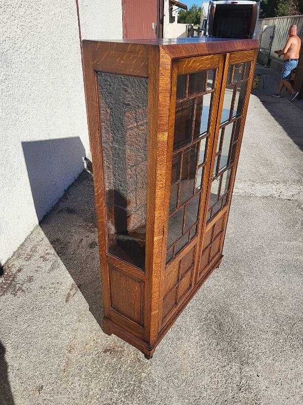 Petite vitrine bibliotheque a petits carreaux et marqueterie ancienne
