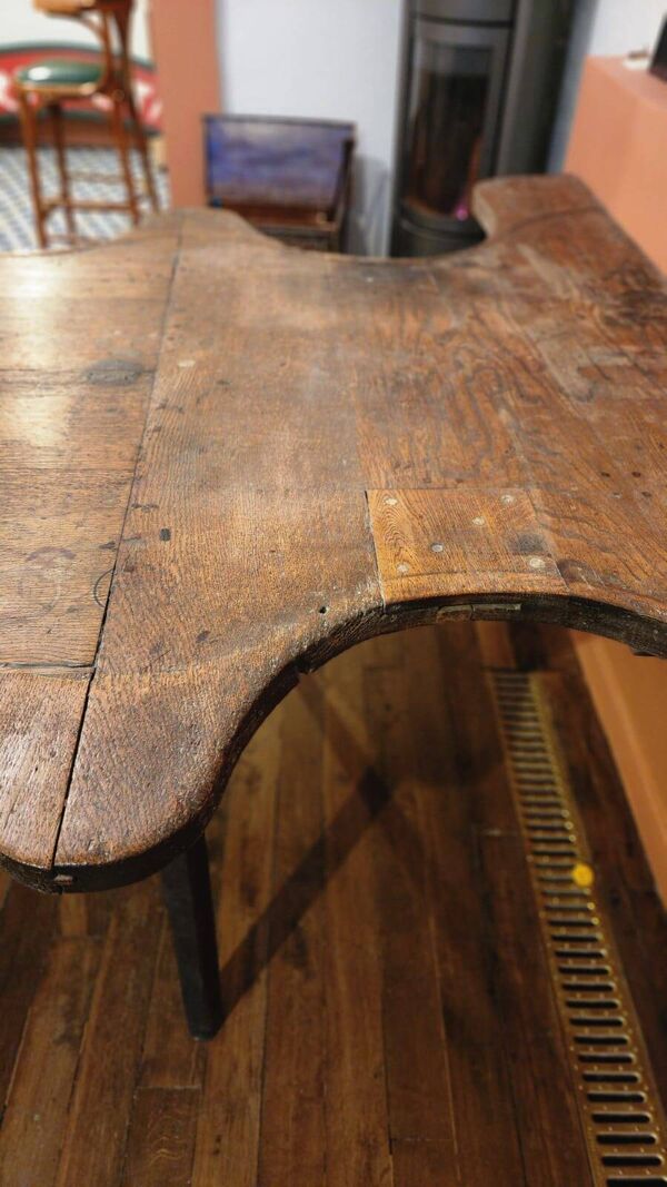 Table de bijoutier