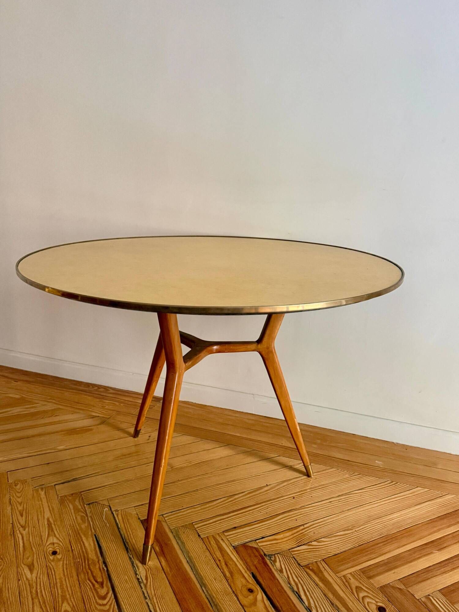 Round table "Parchment", by Aldo Tura, 1960, Italy