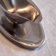 Very beautiful sauce boat from Létang Remi in very good condition.