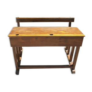 Bureau d'écolier avec