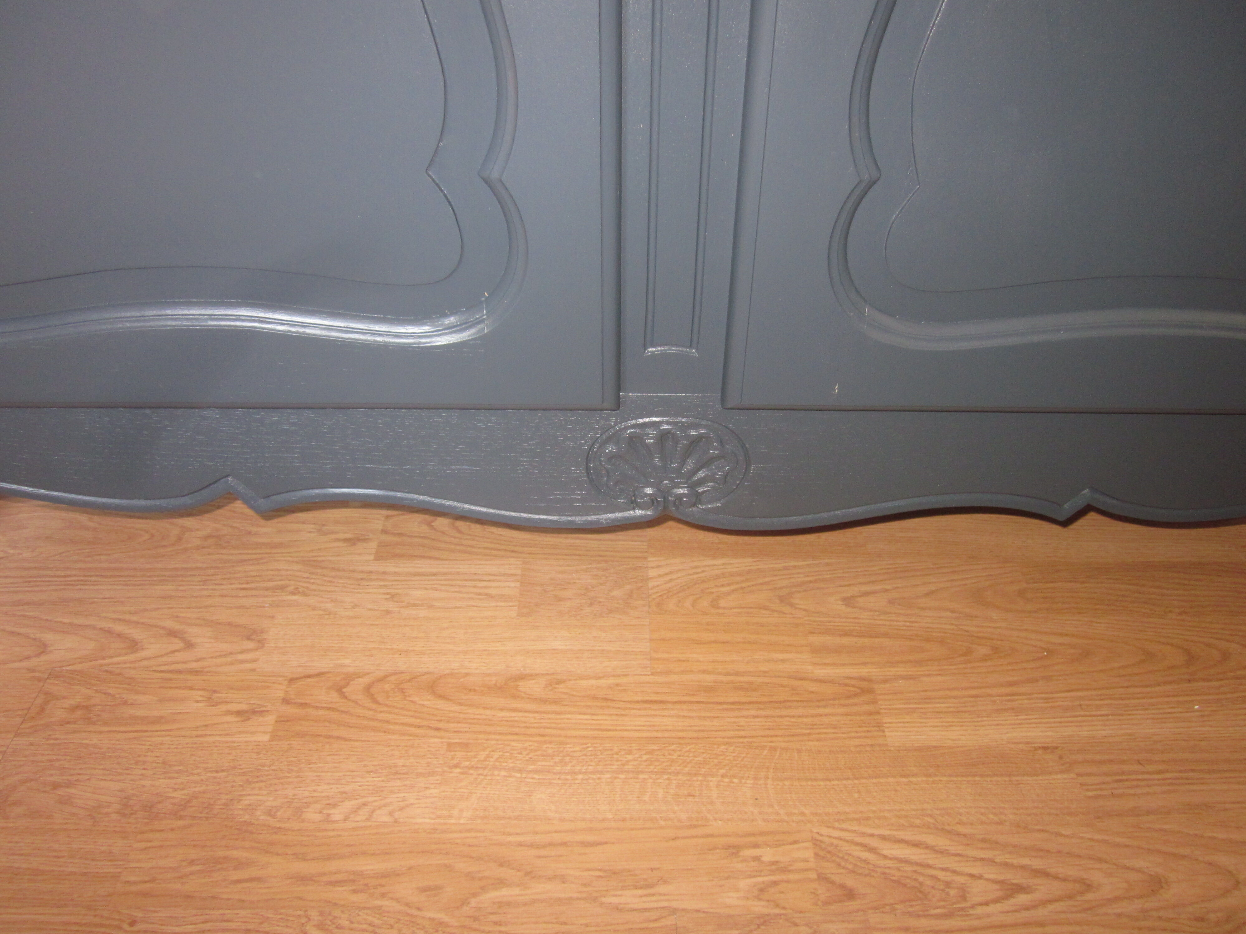 Old anthracite grey cabinet