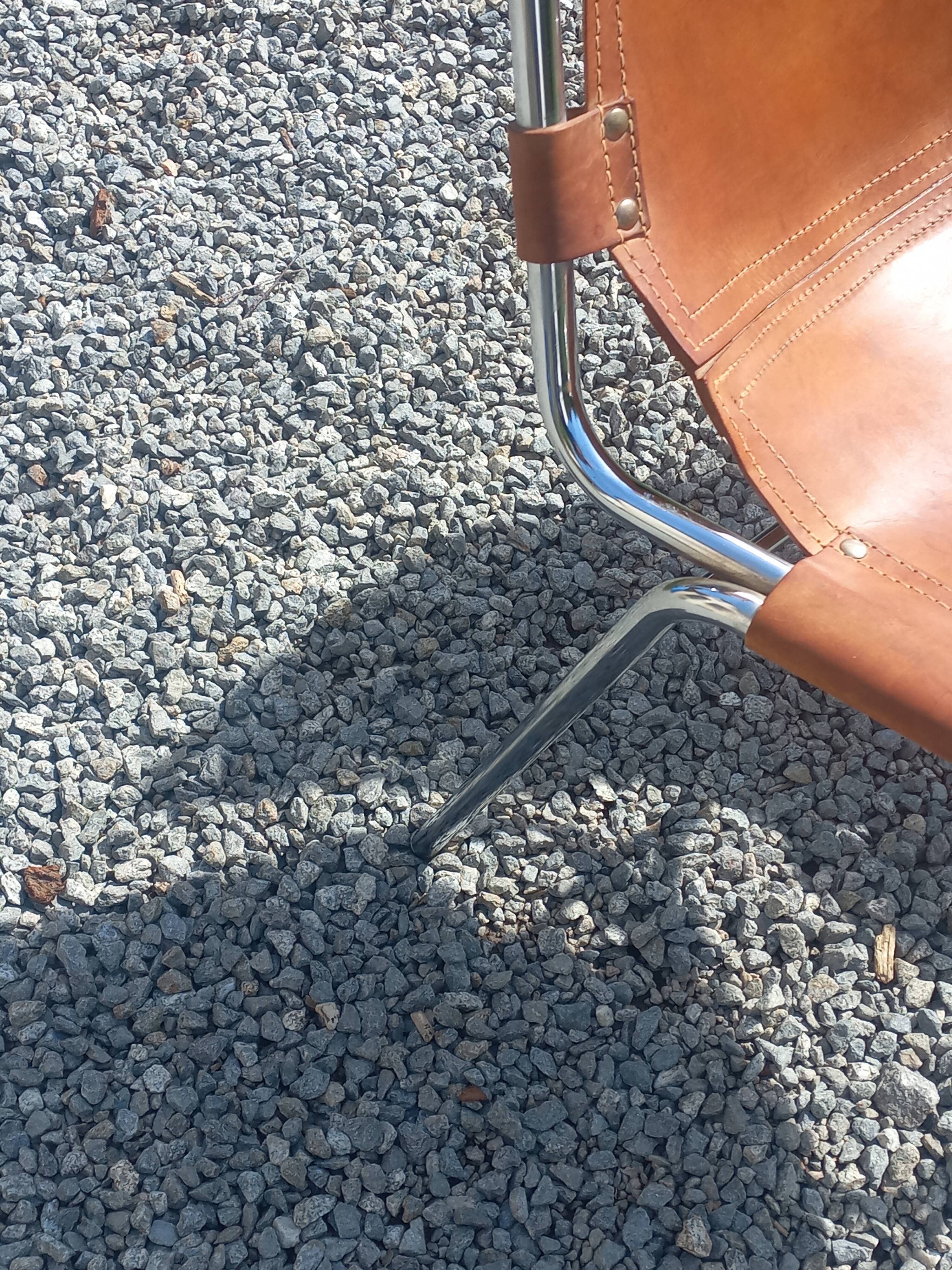 Paire de chaises design de Charlotte Perriand pour les Arcs