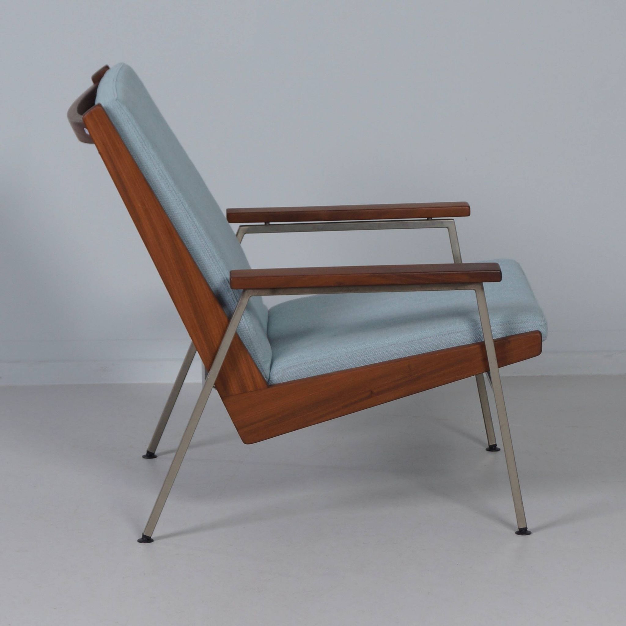 Vintage armchair model 2520 by Gelderland, blue upholstery, 1960s