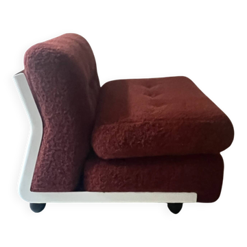 Amanta Bellini armchair in brick boucle, C&B Italia design 1970.