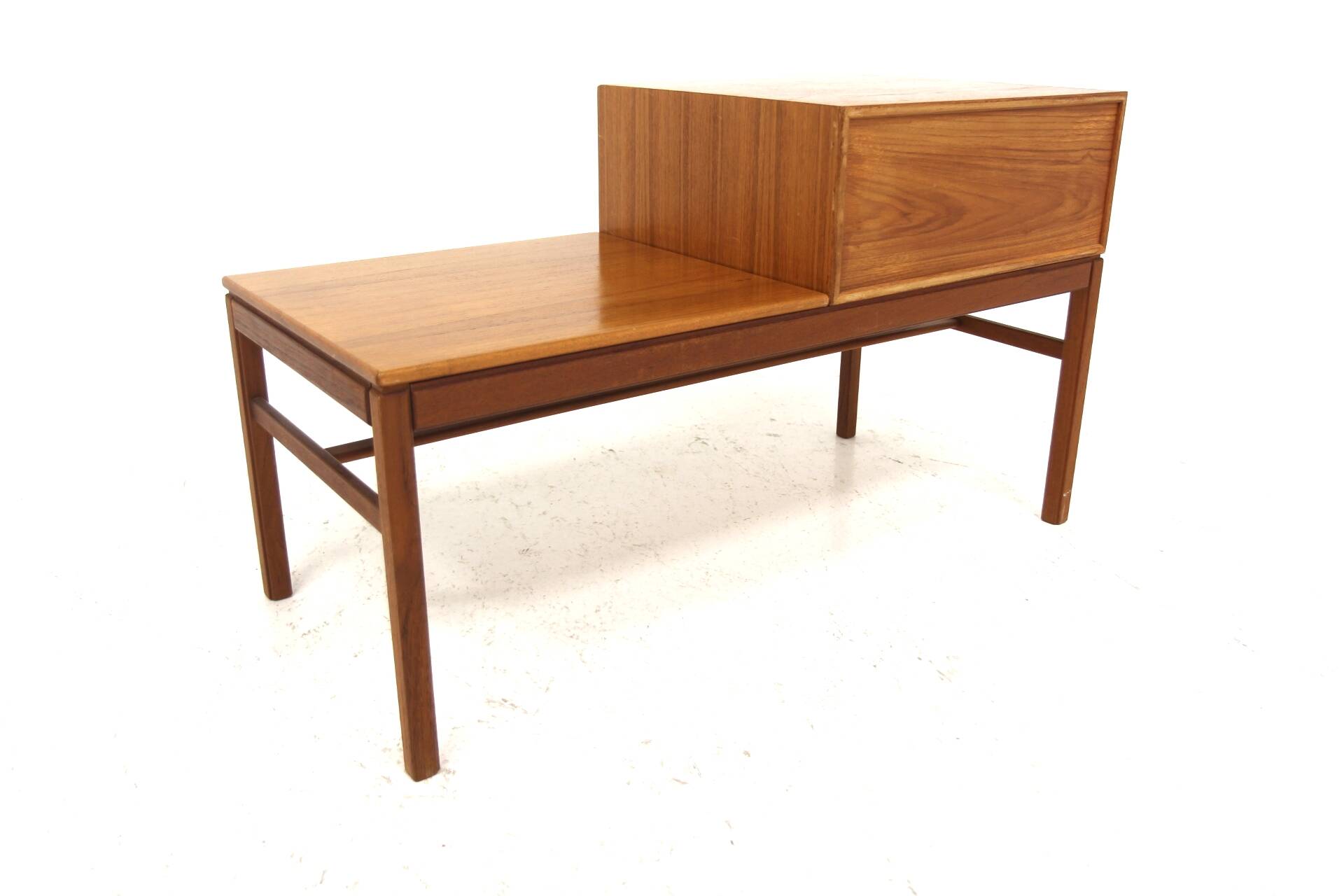 Telephone bench "Casino", Engström & Myrstrand, Tingströms, Sweden, 1