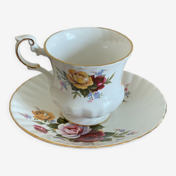 Tasse et sous tasse Royal Albert roses