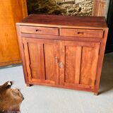 Parisian buffet - offset handles