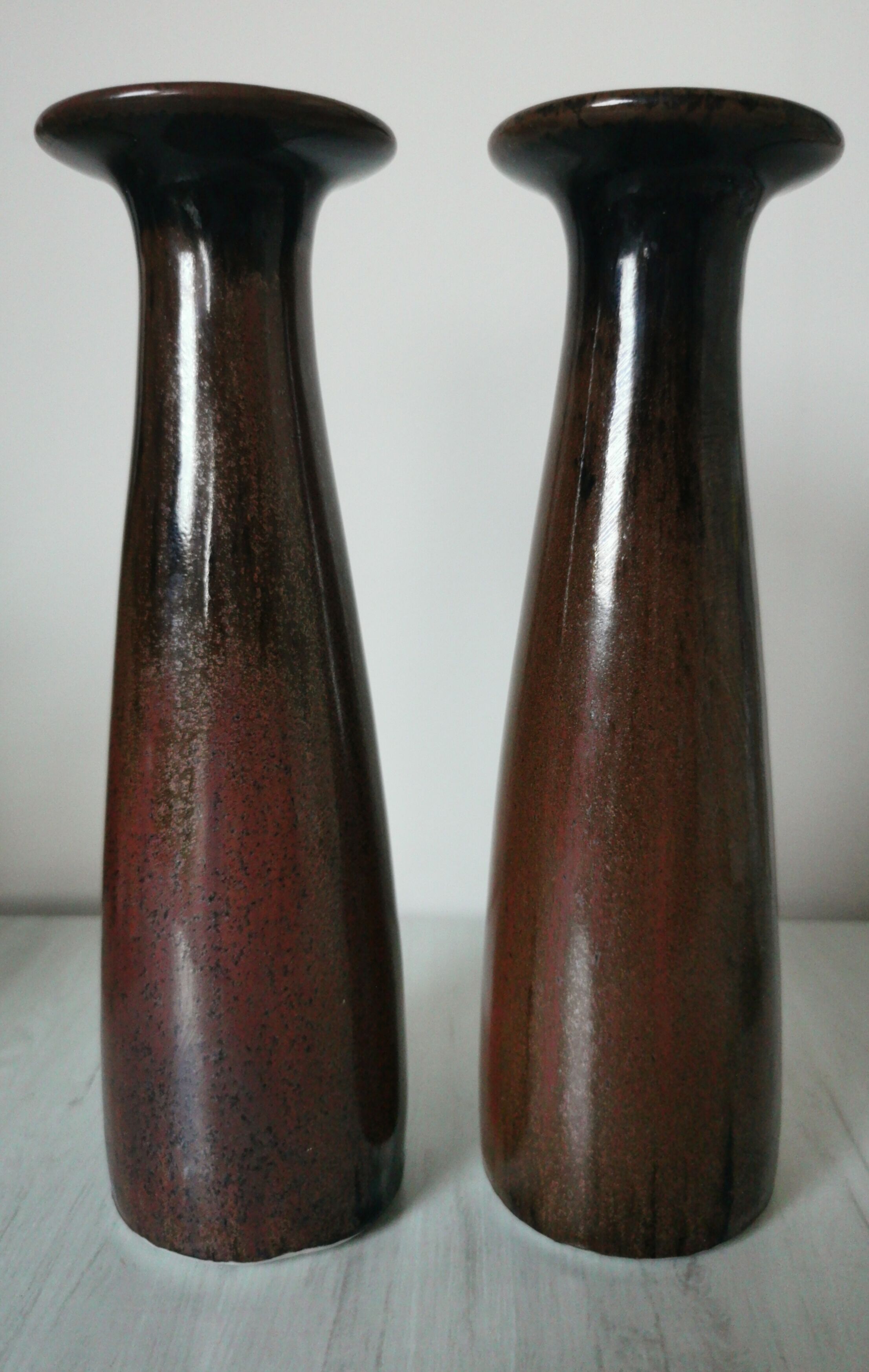 Paire de bougeoirs céramique émaillée