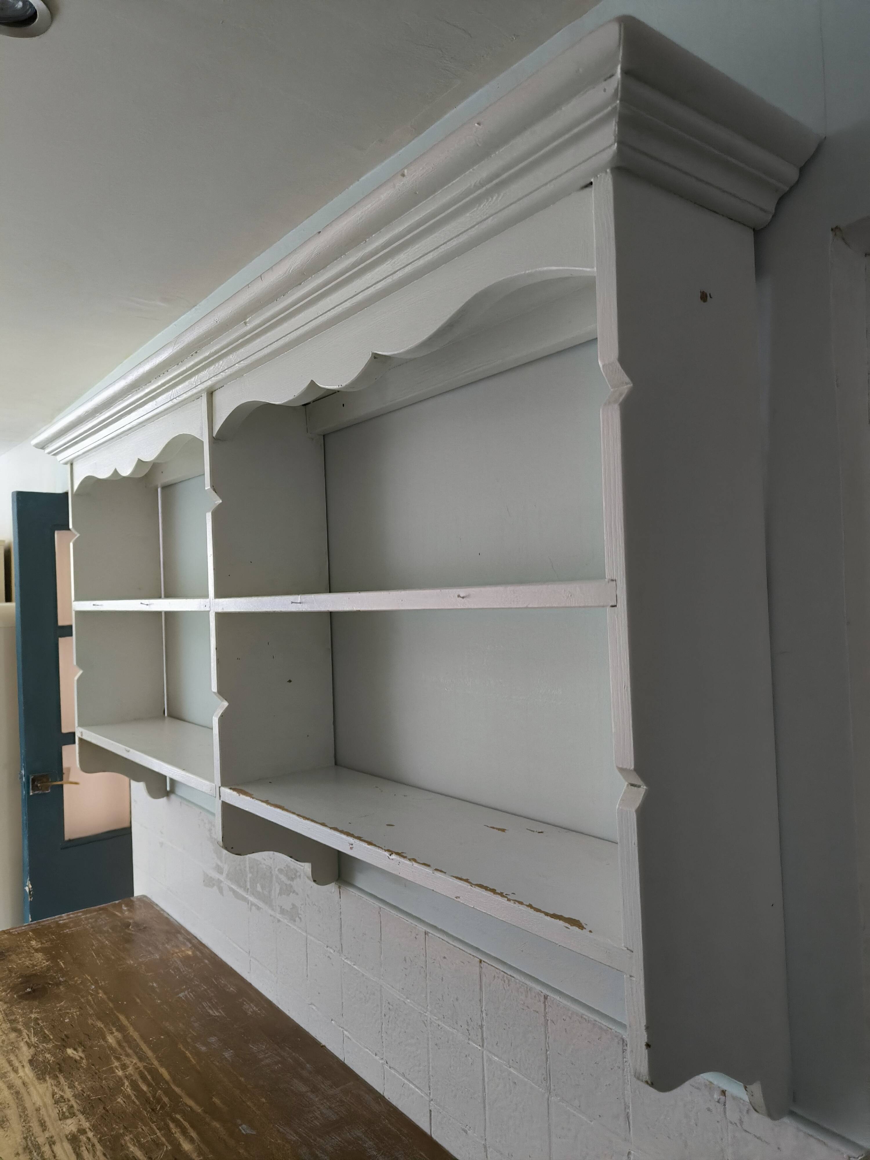 Interior's wall shelf