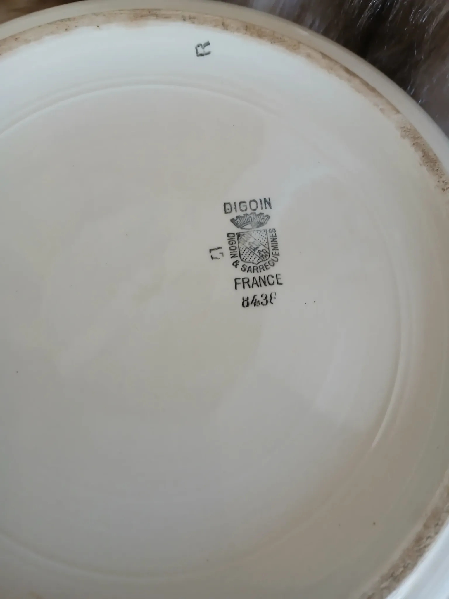 Soupière ancienne Digoin et Sarreguemines 