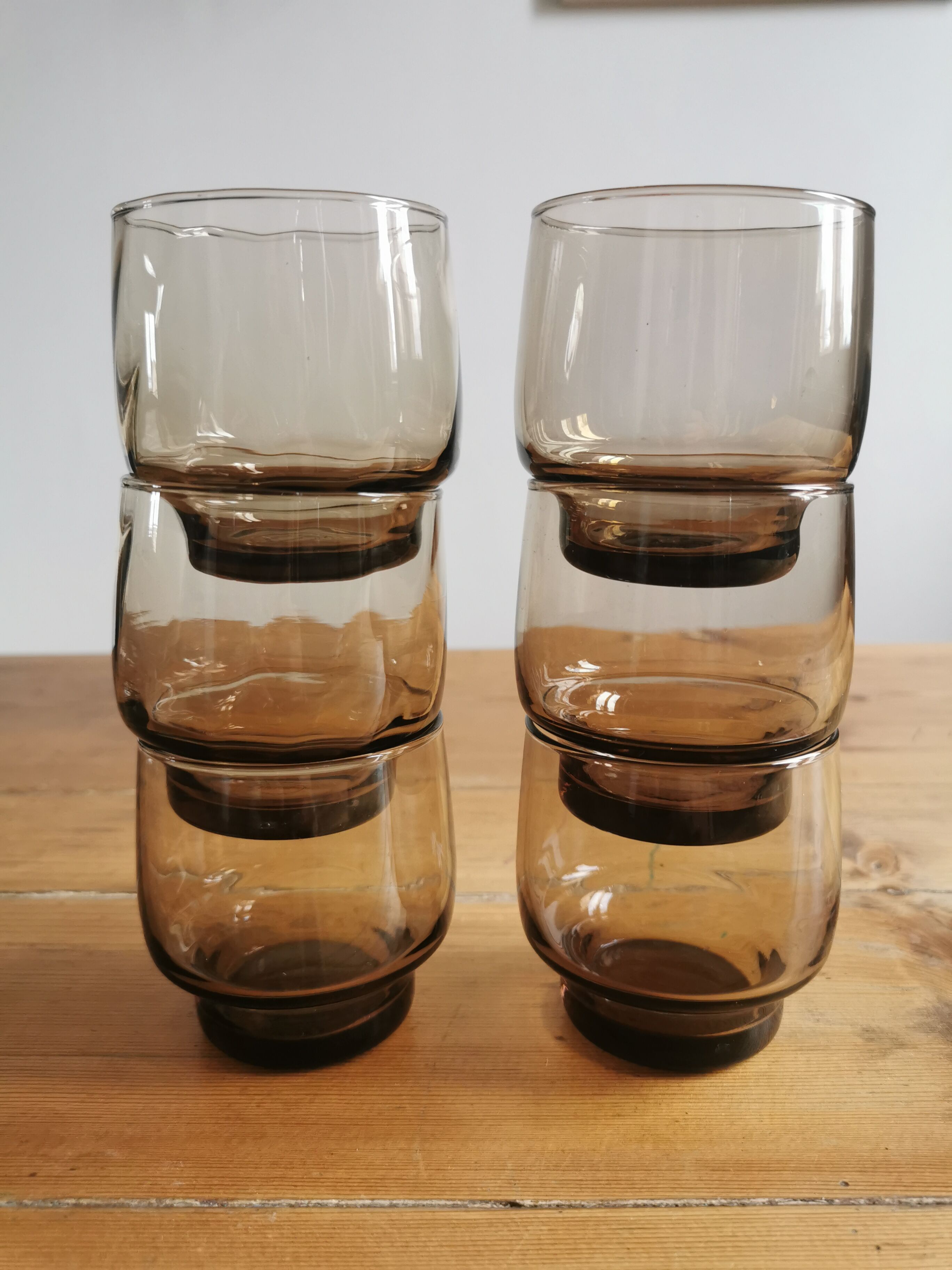 Service of 6 smoked glass water glasses