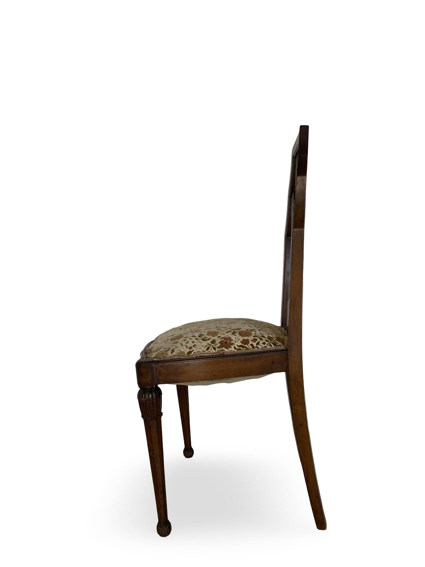 Ensemble de 6 chaises de salle à manger en noyer sculpté Art Déco, années 1920/1930