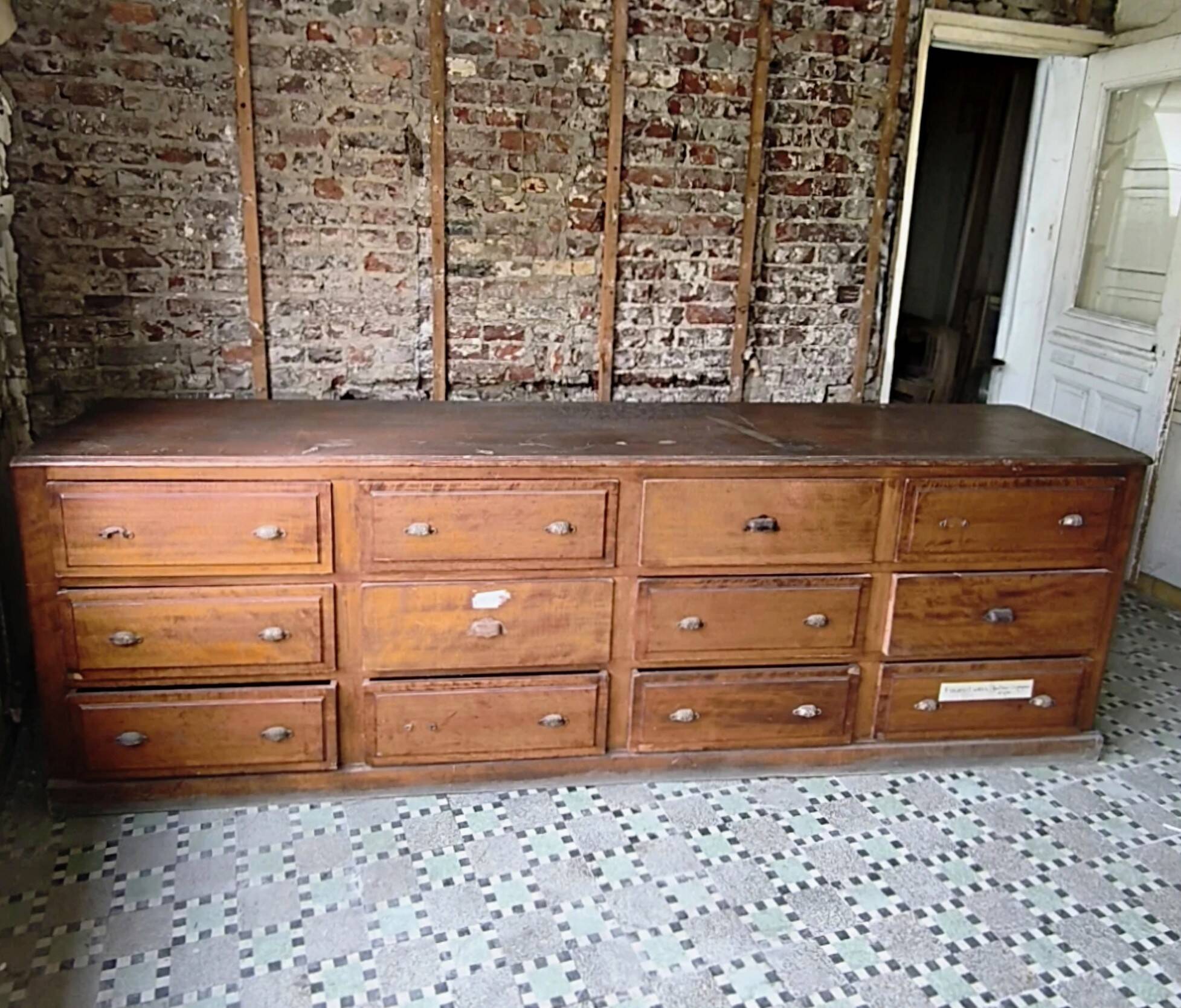 XL double-sided professional cabinet with drawers