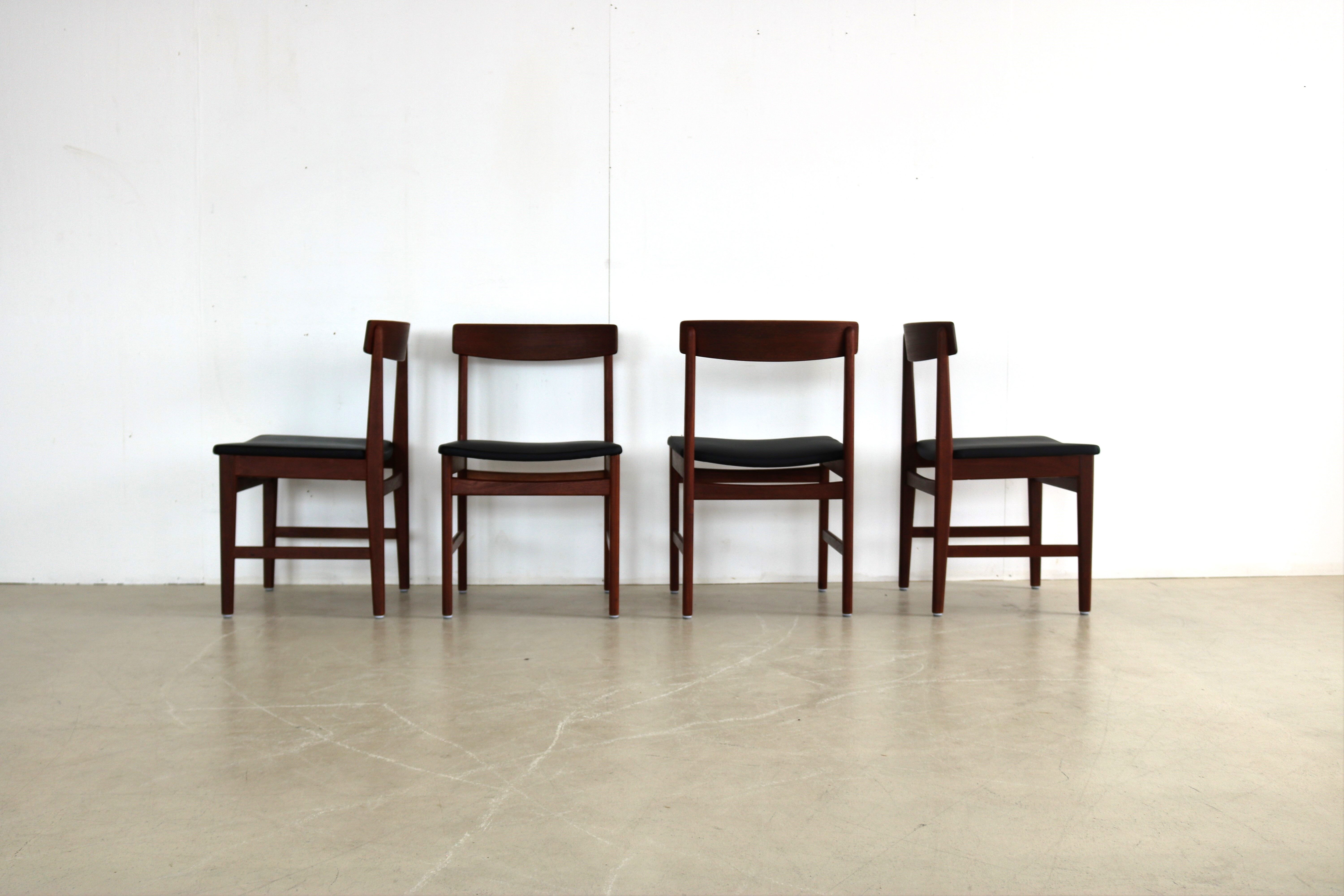 Vintage dining room chairs