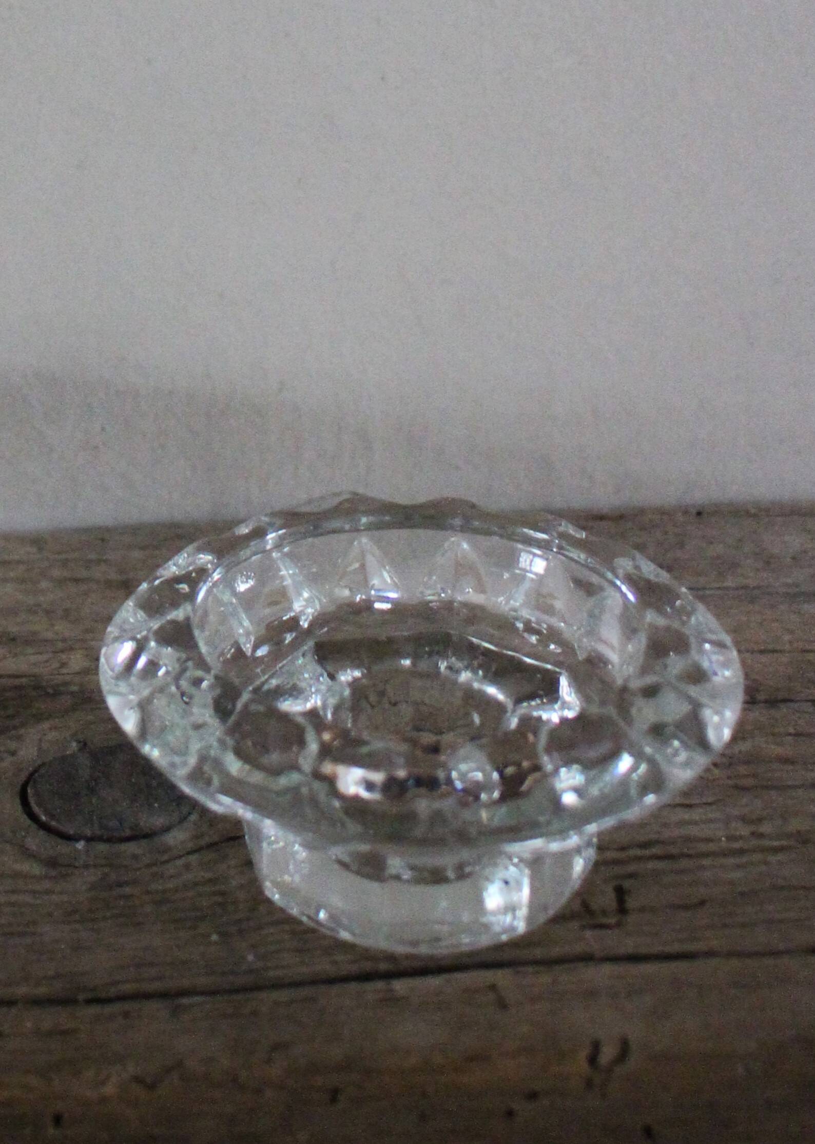 Set of 2 vintage glass candle holders with flower carving
